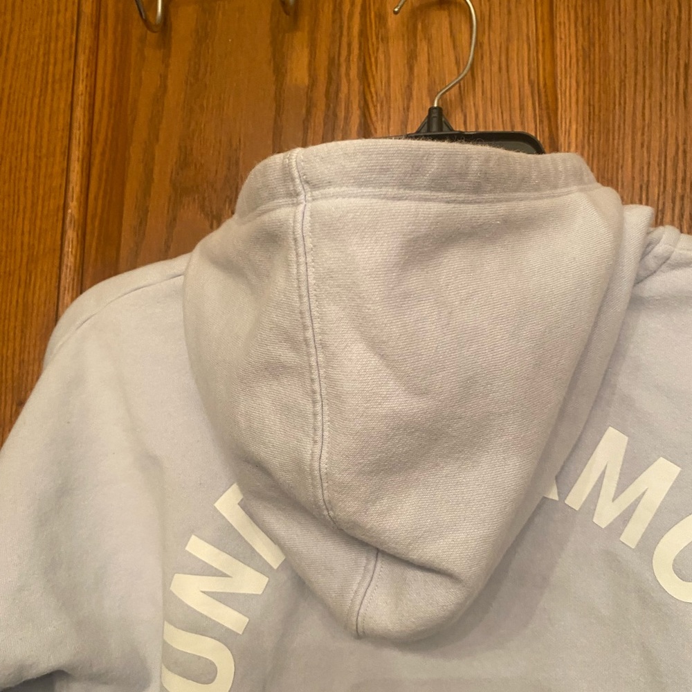 UNDER ARMOR zip-up - Picture 6 of 8